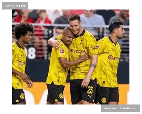 多特蒙德主场对阵美因茨，榜首追兵迎战保级疯狗